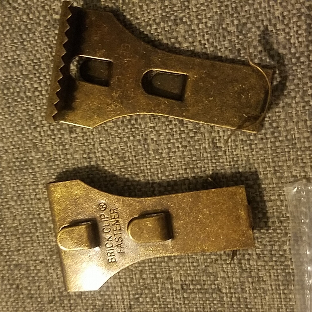 Brick clips hooks, fits brick 2-1/8" to 2-1/2", 14 hooks total